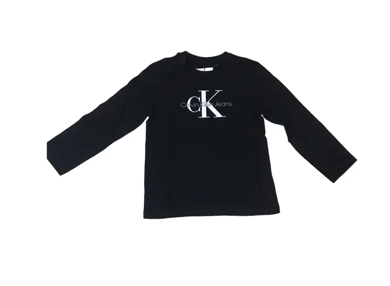 Calvin klein t-shirt