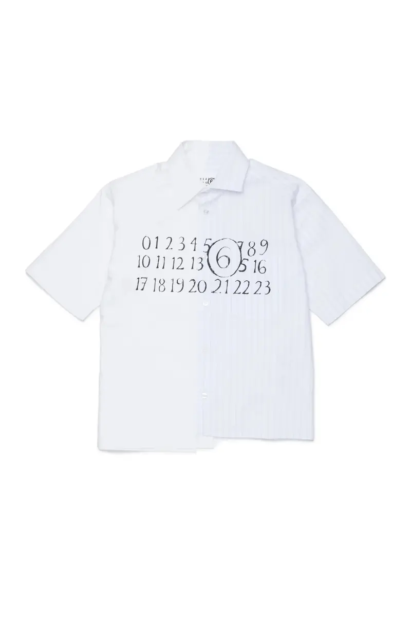 CAMICIA A RIGHE AZZURRO E BIANCA CON LOGO NUMERICO MAISON MARGIELA
