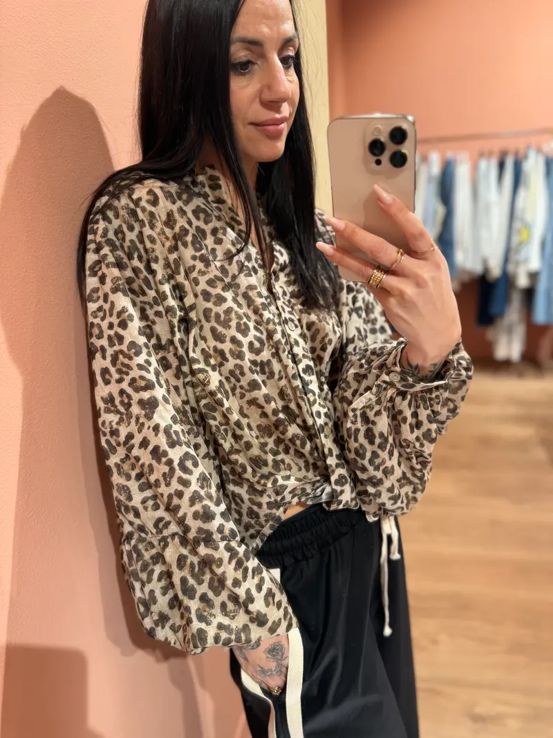 Camicia animalier morbida