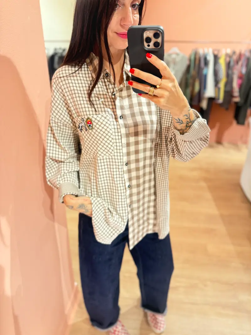Camicia patchwork a quadretti beige