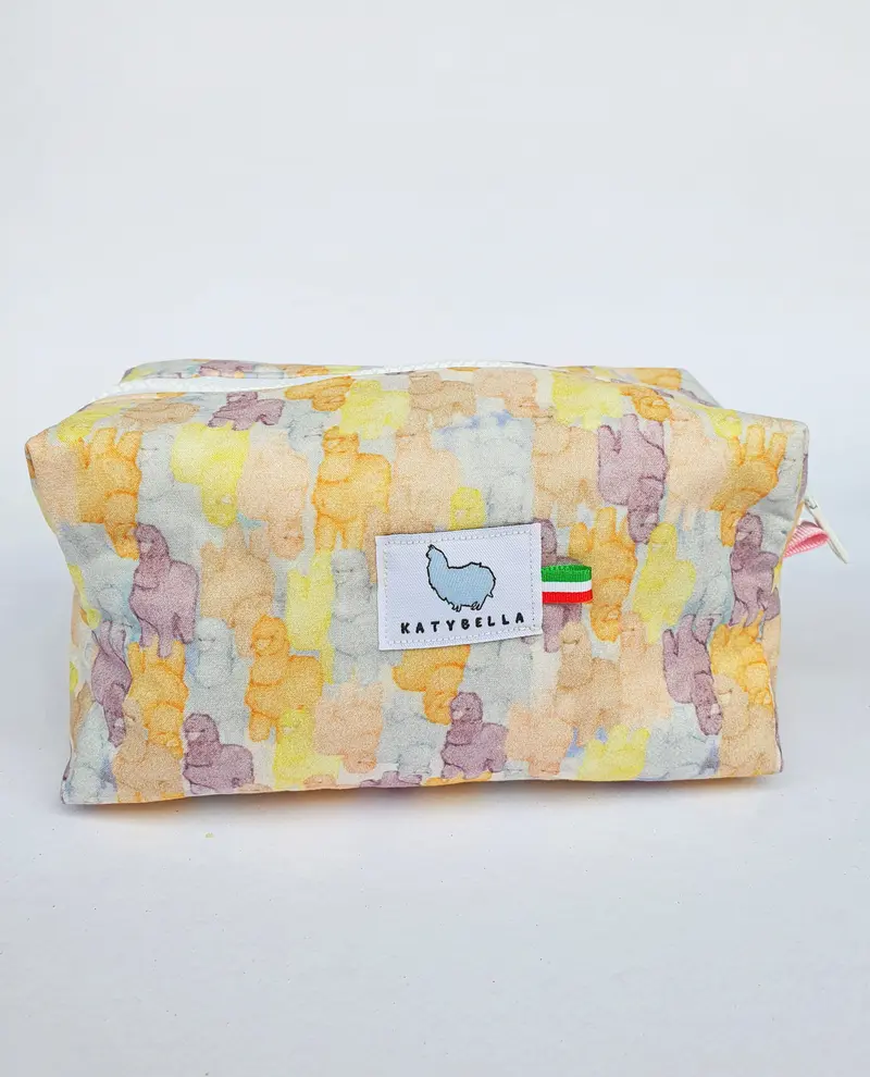 Colorful Alpacas 100% Cotton Beauty Case – Made in Italy