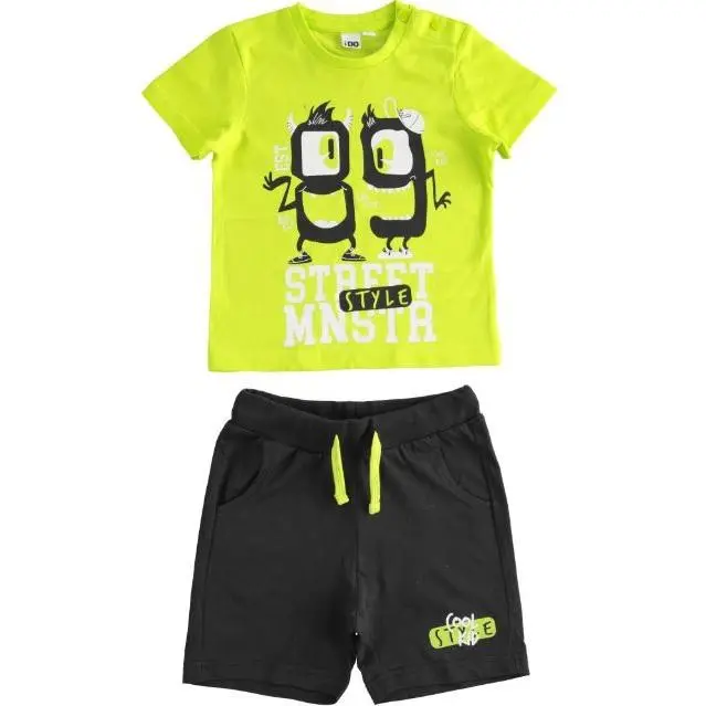 Completo bambino composta da t-shirt verde fluo con bermuda