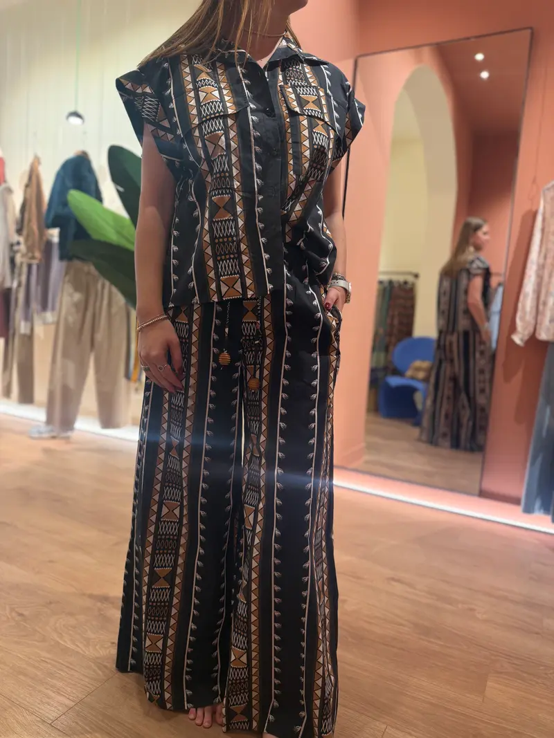 Completo donna camicia e pantalone palazzo