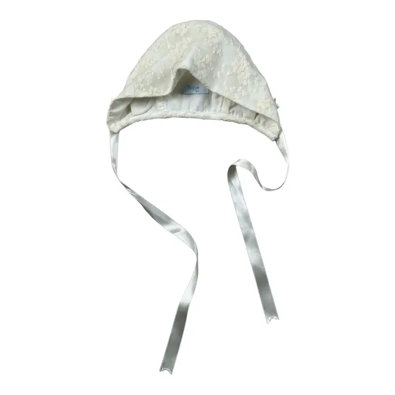 Foque Cappello tinta unita con Ricami Panna per Neonata
