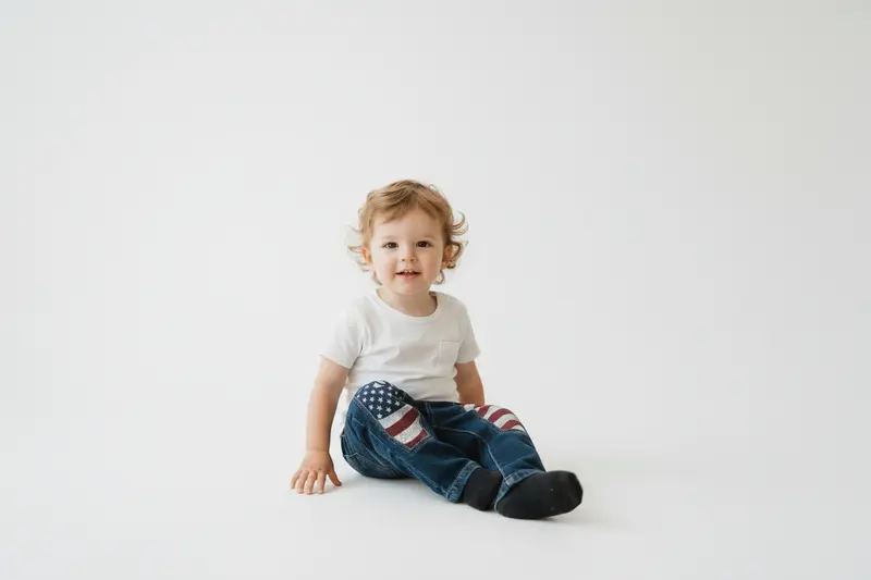 JEANS IN DENIM