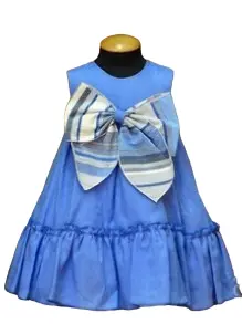 La sartoria dei piccoli abito