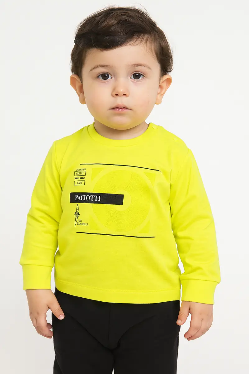 Maglia bambino fluo con logo a contrasto