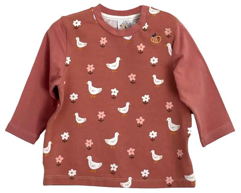 Maglietta a manica lunga in cotone biologico – Malva con fantasia Papere
