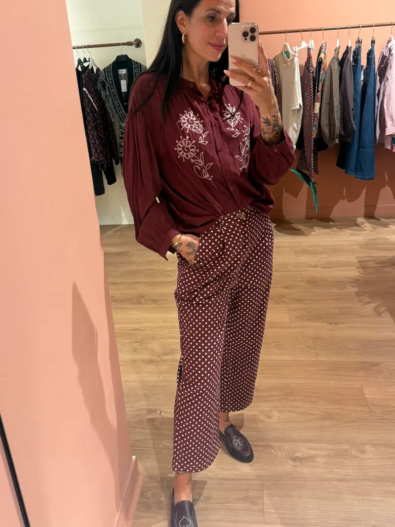 Pantalone a pois bordeaux