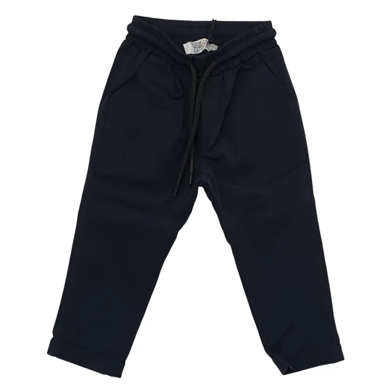 Pantalone bambino in tessuto tecnico con tasca a filo