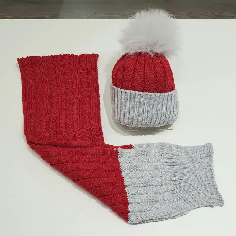 SCIARPA E CAPPELLO