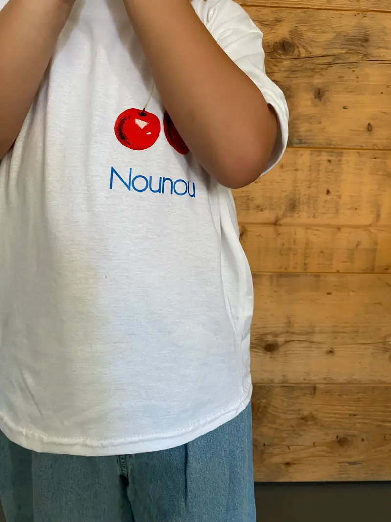 T-shirt cherry