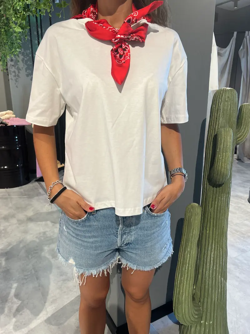 t-shirt foulard bandana rosso